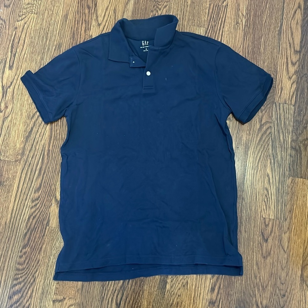 GAP Men’s Navy Polo Size M